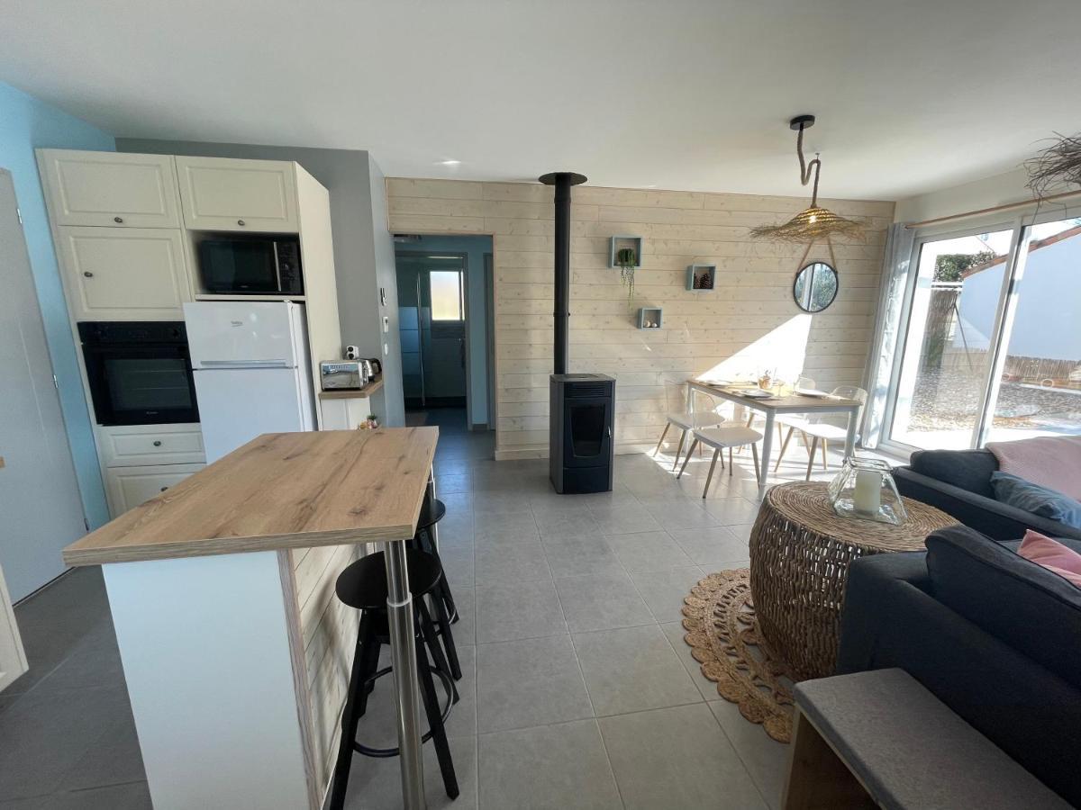 Maison Au Calme Pres Des Plages Poiroux Екстер'єр фото