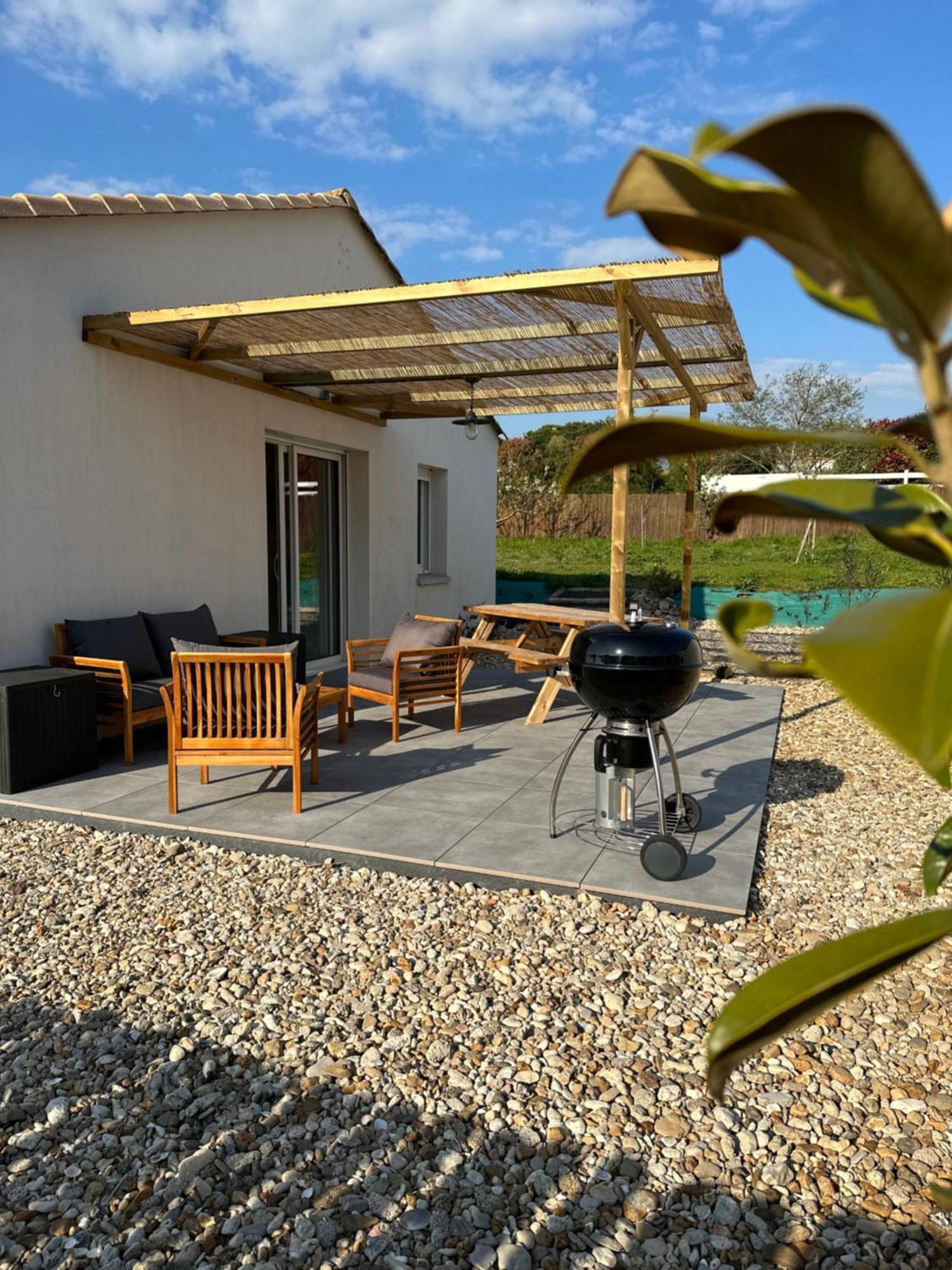 Maison Au Calme Pres Des Plages Poiroux Екстер'єр фото